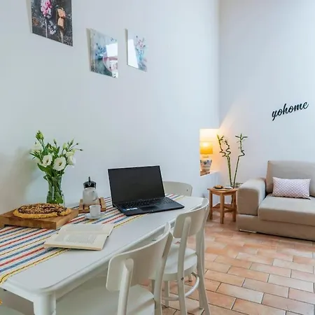 Apartment Del Moro Centro Mare By Yohome